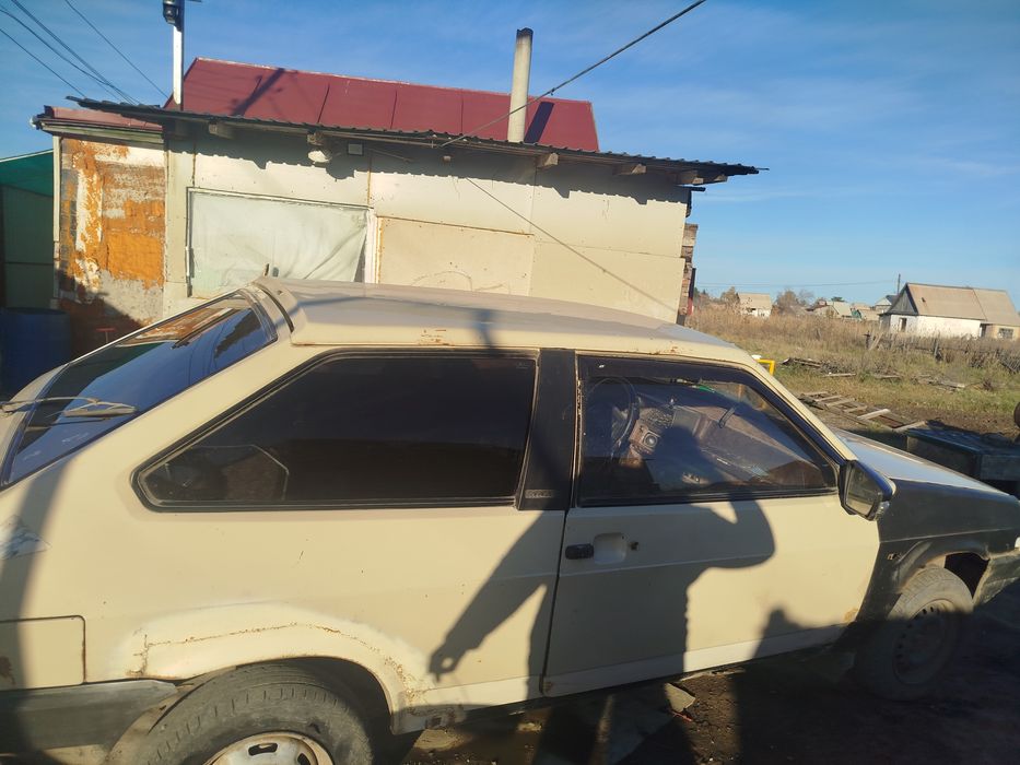 Продам машину ваз 2108