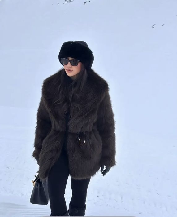 Дамско еко палто с колан. Палта еко косъм