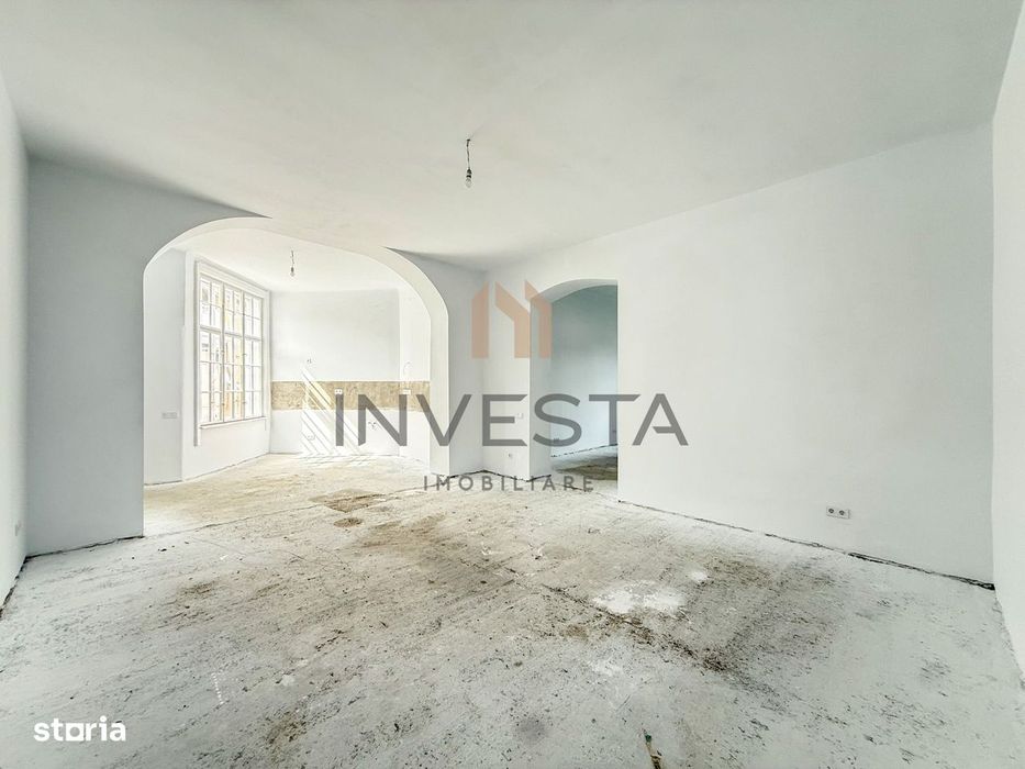 Casa semifinisata de vanzare pe strada Brasov!
