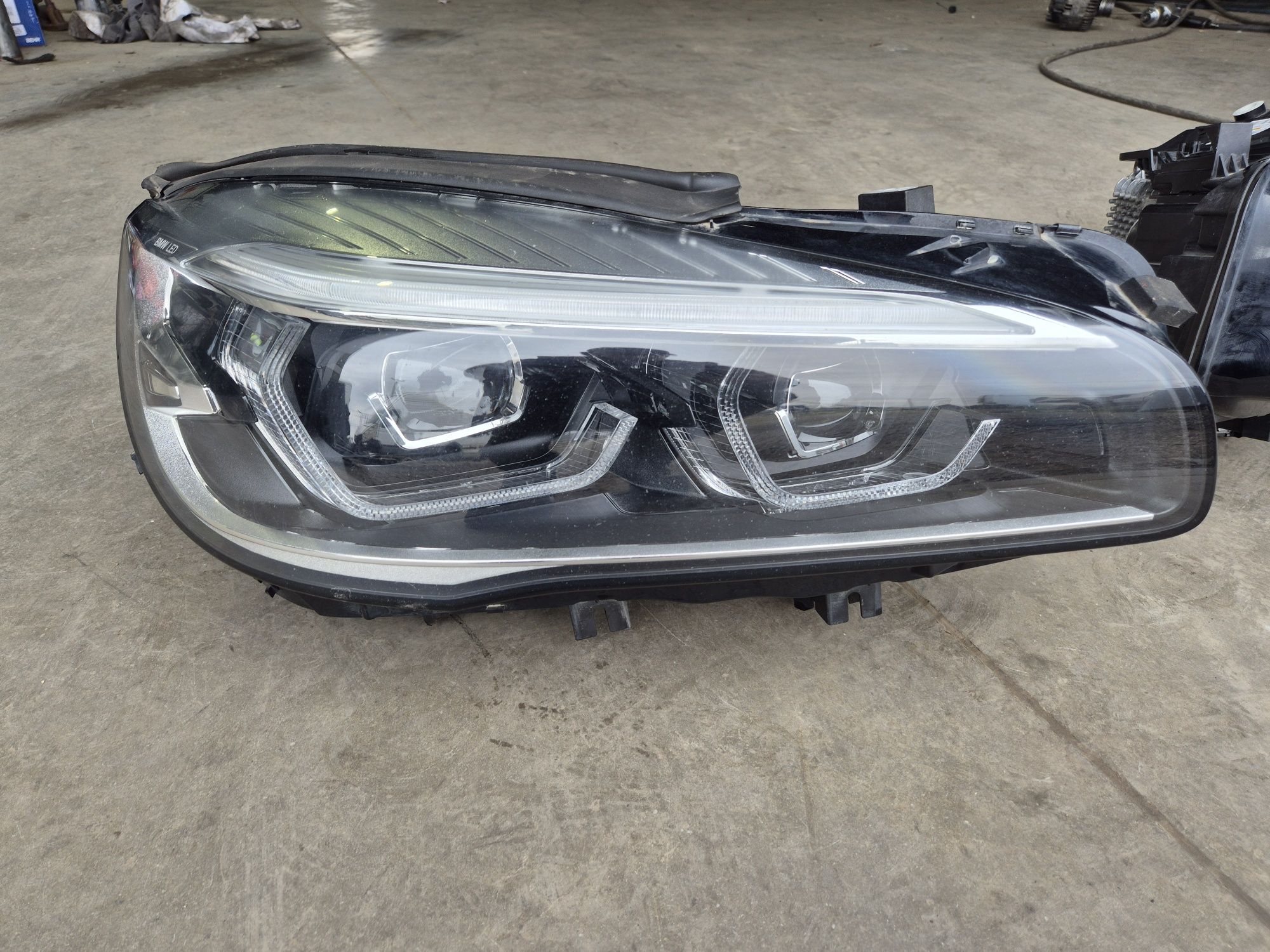 Faruri led bmw seria 2 f45 an 2019 facelift Far dreapta bmw f46 led