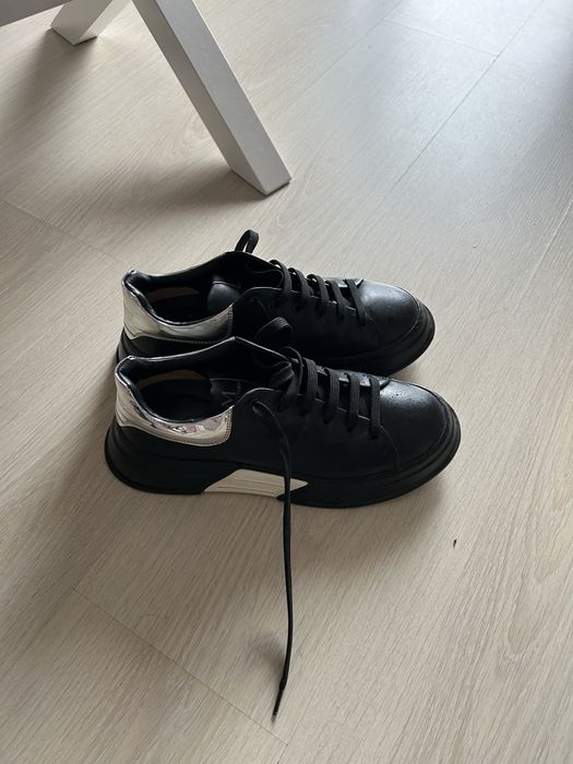 Pantofi sport f confortabili  si usori