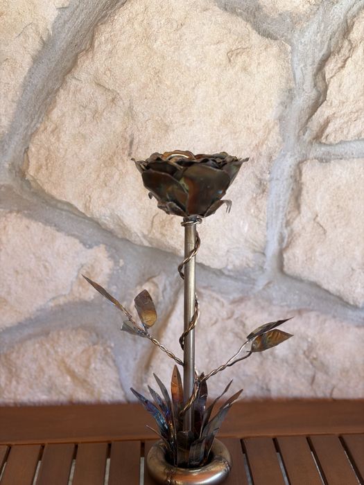 Trandafir din inox – cadou personalizat, unic și elegant