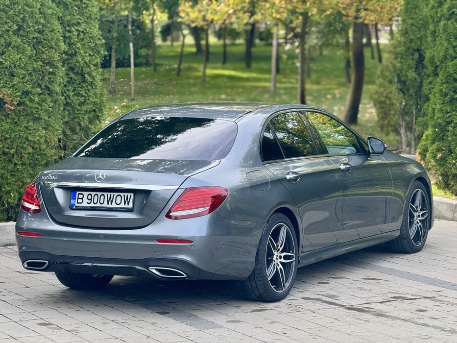 Mercedes E220d AMG LINE