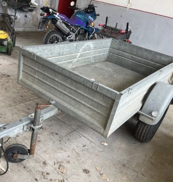 Рамарке за кола поцинковано