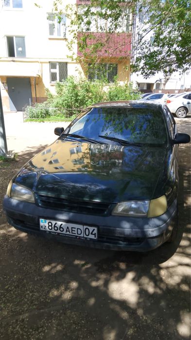продам toyota carina e