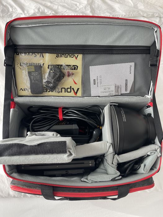 lumina Aputure LightStorm 120D II