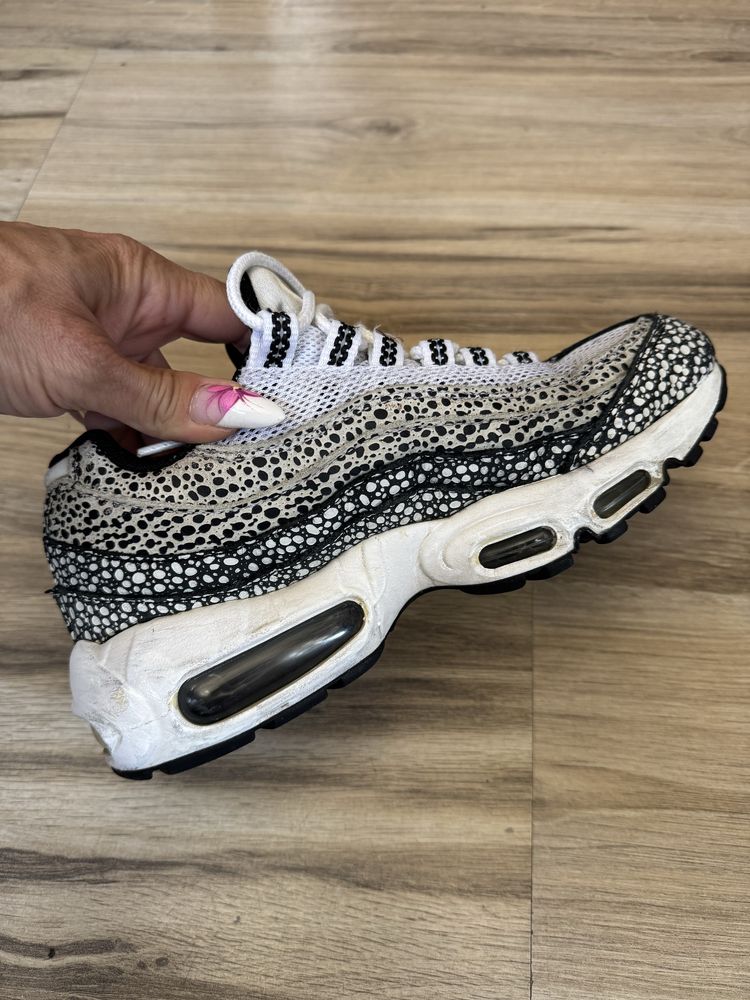 Оригинални маратонки Nike Air Max 95 ! 38 н