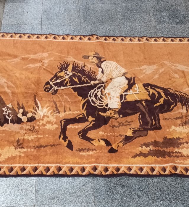 Carpeta veche, Detalii în fotografii!