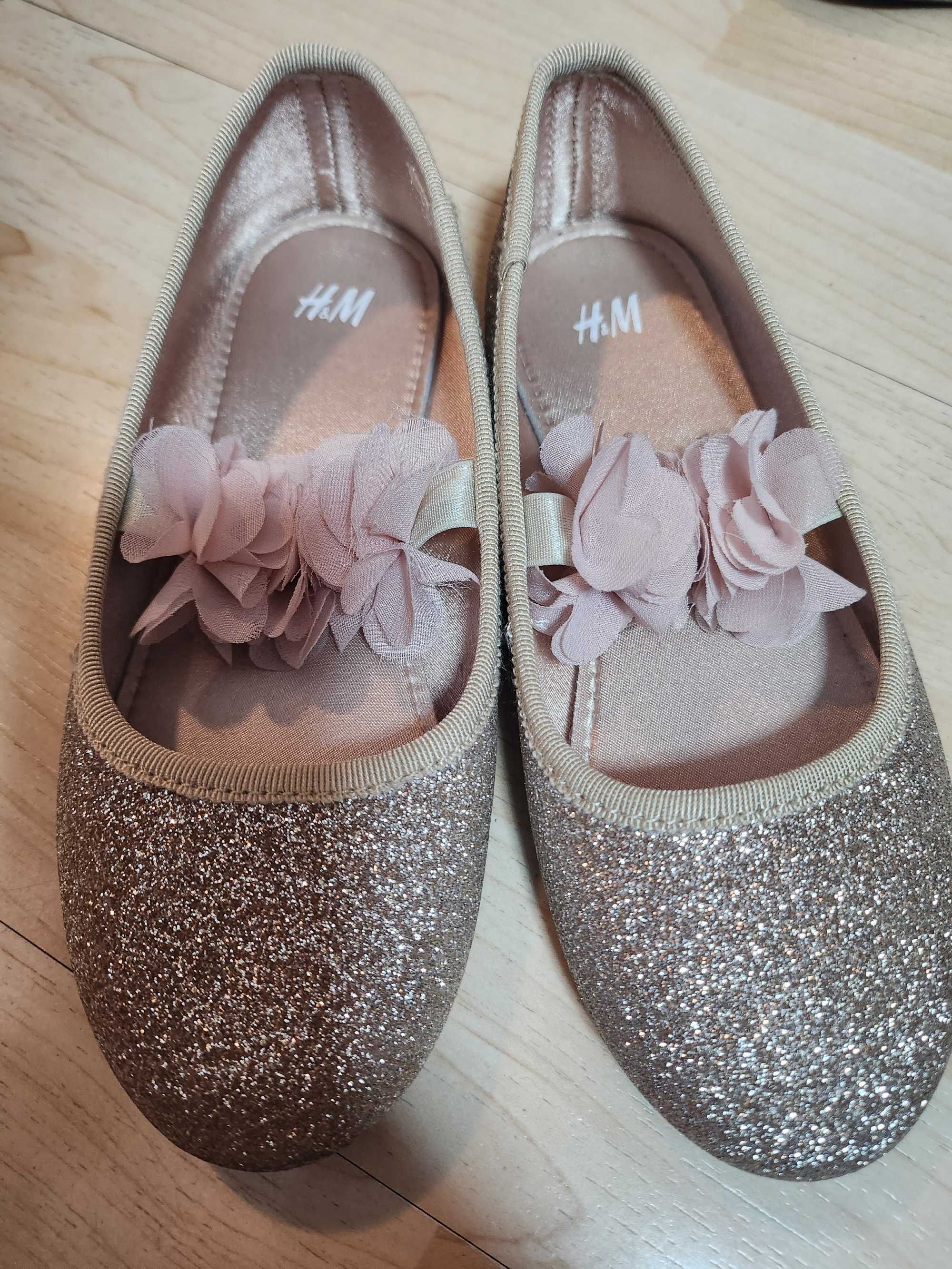 H&M блестящи балеринки