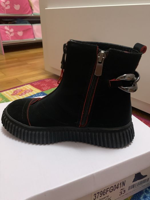 Ghete pentru fete marimea 32