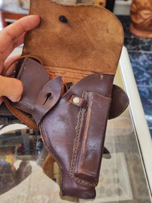 Офицерски кожен колан с кобур