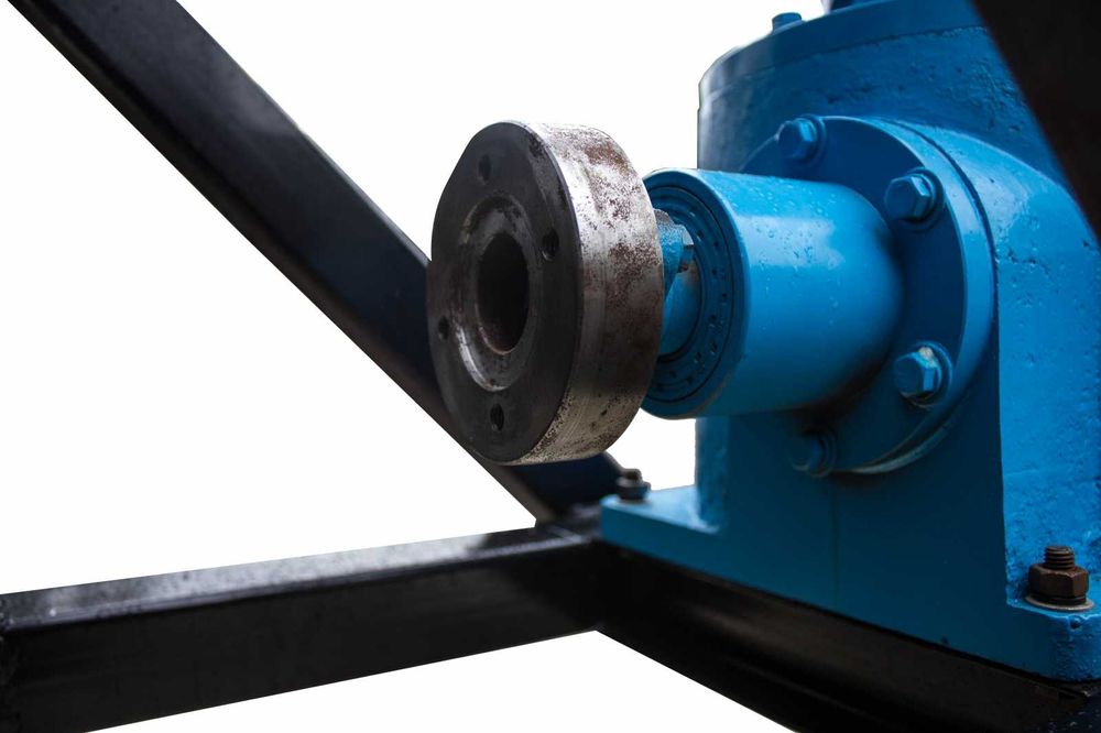 Presa cereale si furaje KL 250 PTO ( la priza de putere) Garanție