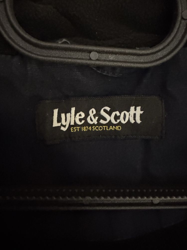 Яке на lyle scott