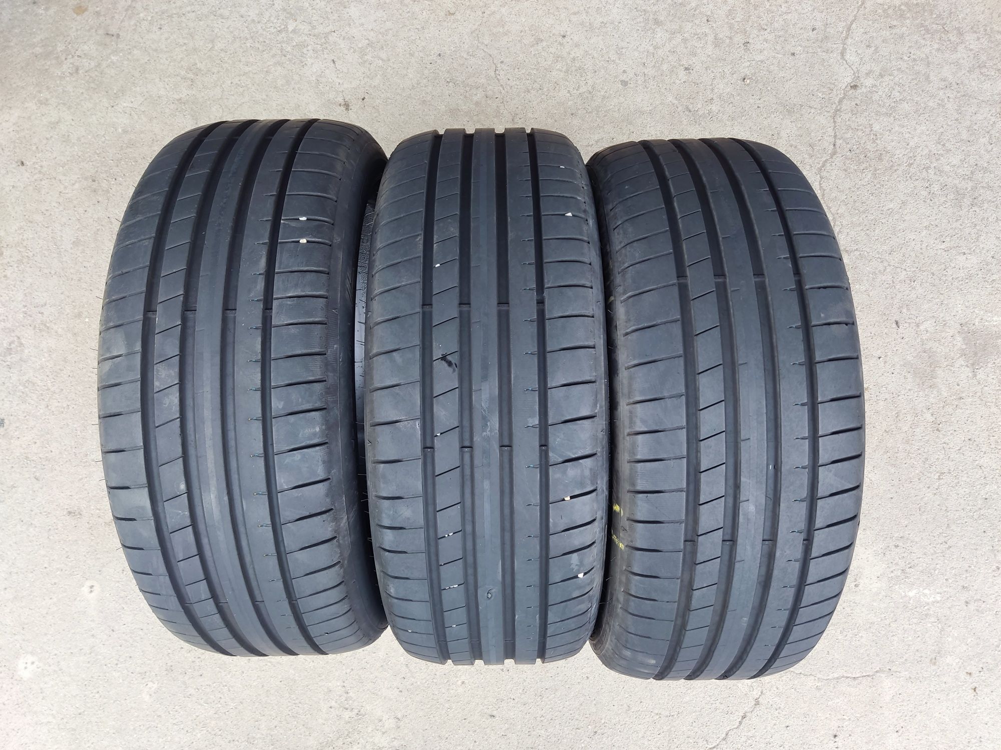 225 45 19 Летни DUNLOP BMW X2