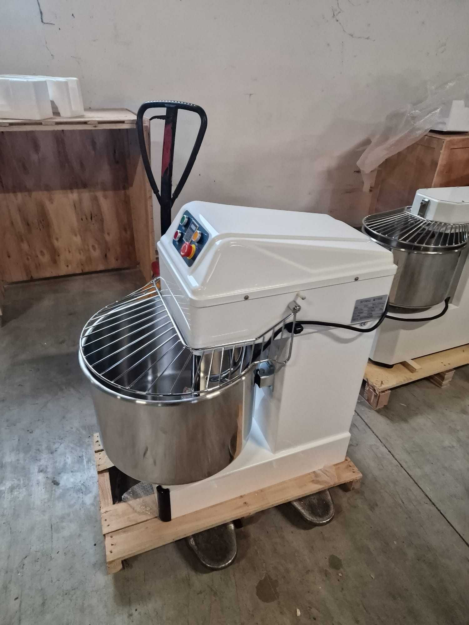 Malaxor  aluat, masina de framantat aluat 20 L,Mixer aluat