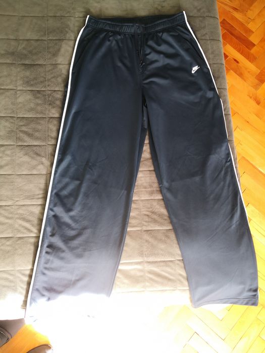 Pantaloni trening Nike, mărimea L