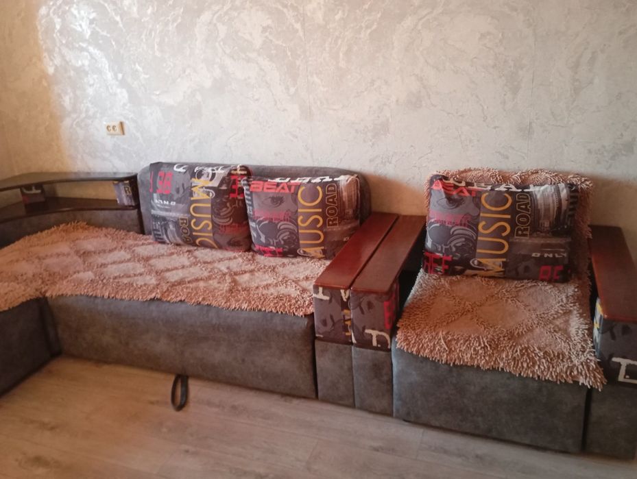 Продам угловой диван