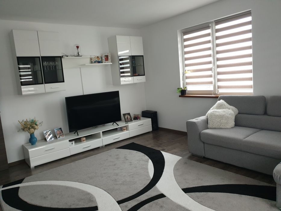 Vand covor pentru living