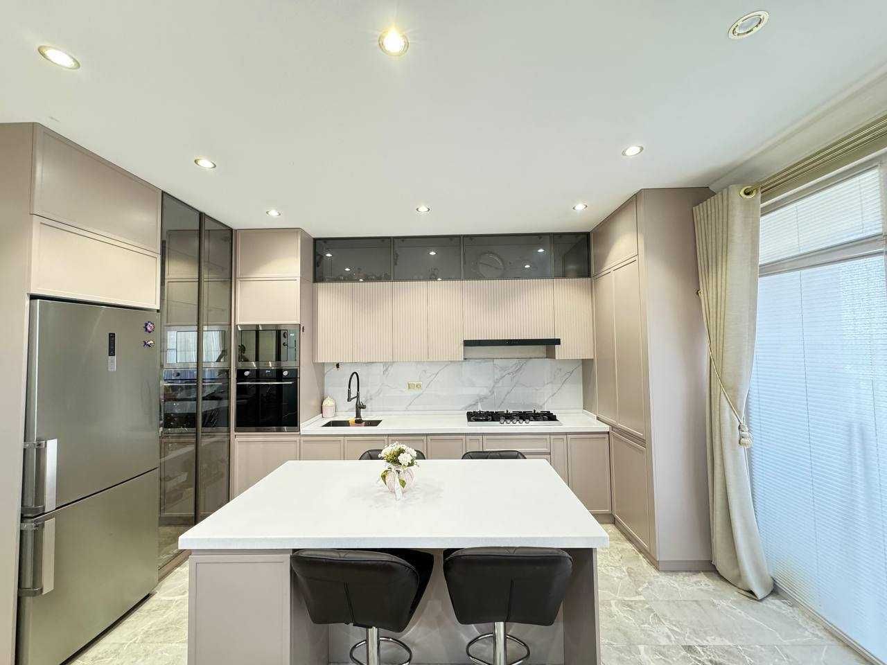 Ijaraga xonadon beriladi | 3/3/5 | Cambridge Residence