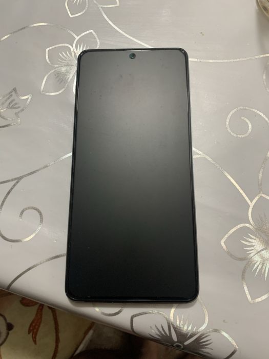 Продам Tecno Comon 20pro