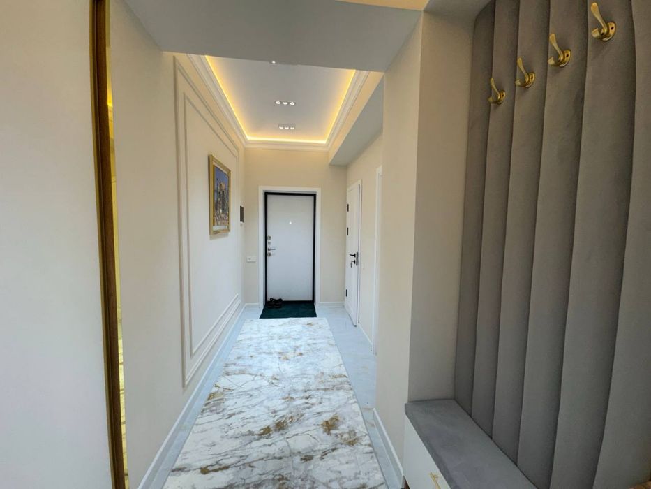 Продается 3х комнатная студия квартира