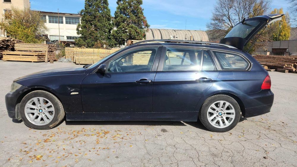 BMW E91 320d – 2007год. | Панорамен люк | Поддържана и обслужена