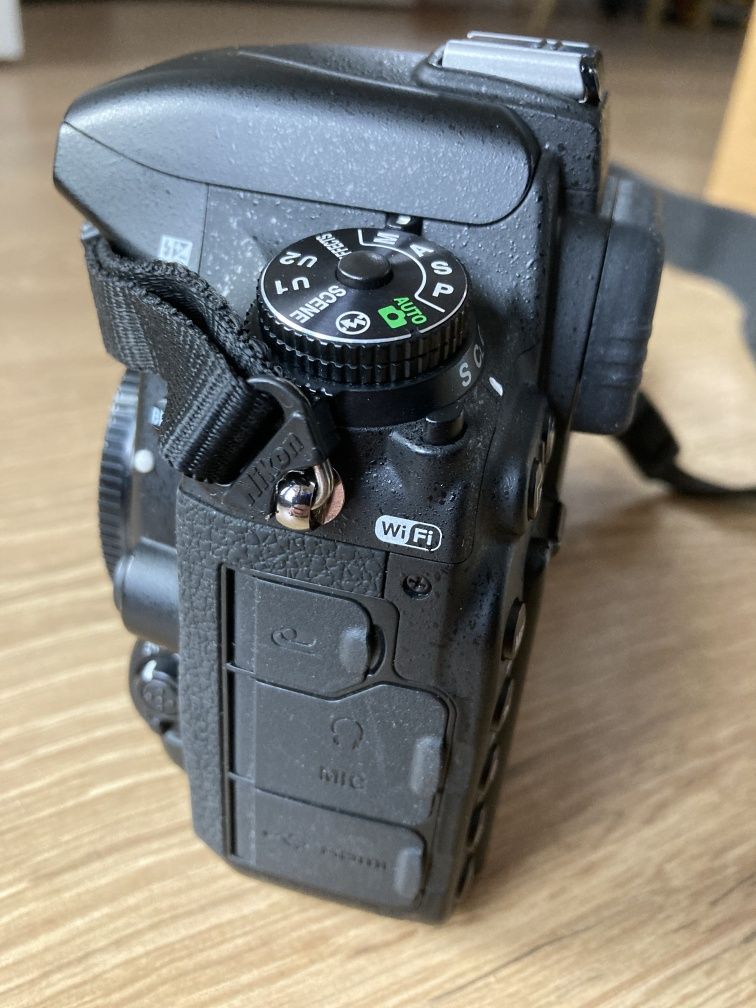 Aparat foto full-frame Nikon D750 ca nou