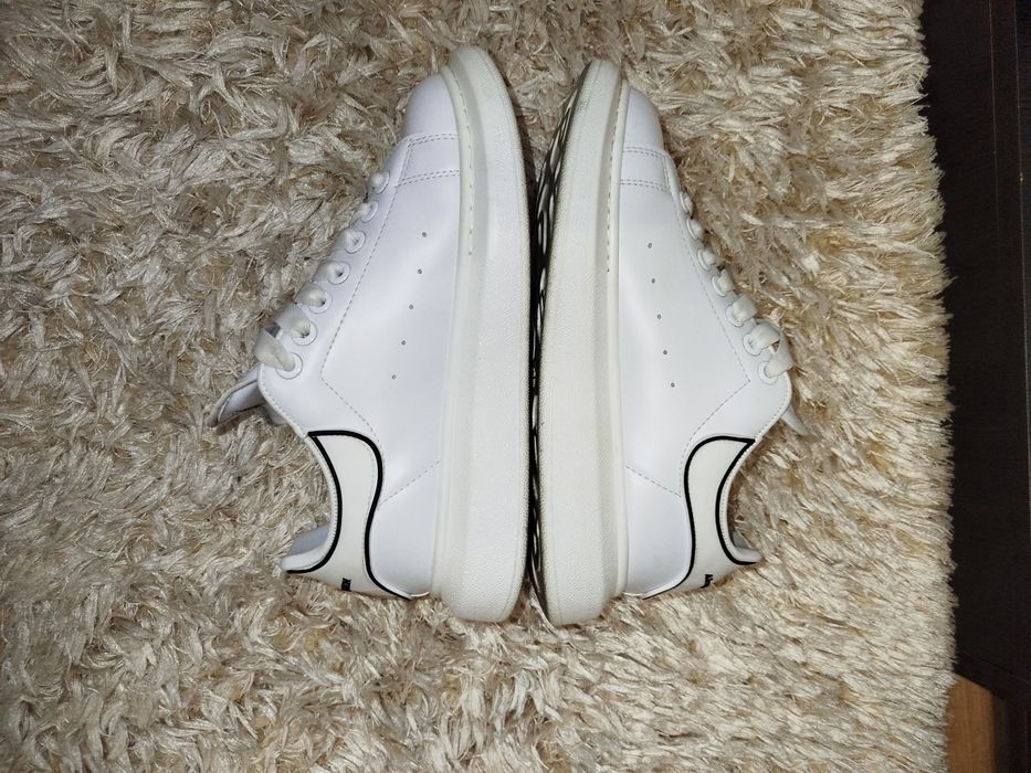 Pereche de pantofi Alexander Mcqueen