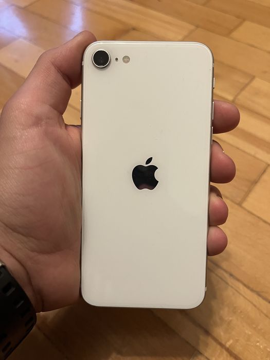 iPhone se 2020