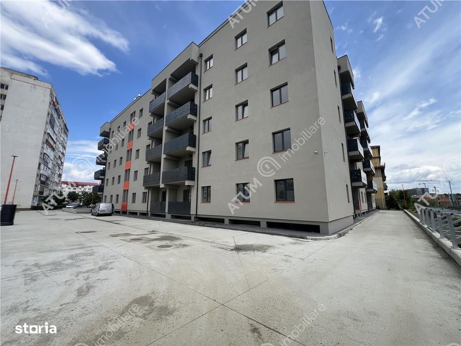 Apartament de 3 camere cu 2 bai etaj intermediar zona Rahovei