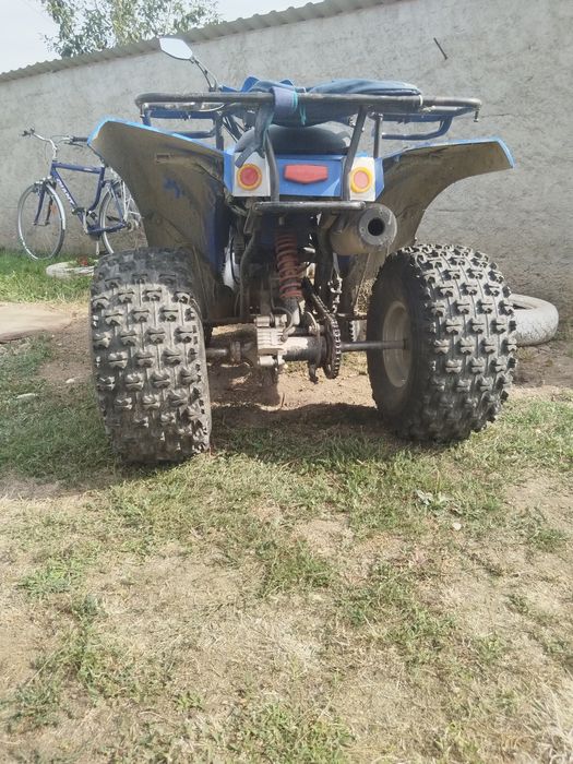 Vand atv 250cc  Pret negociabil