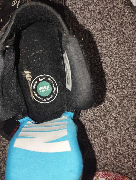 Маратонки Nike номер 41