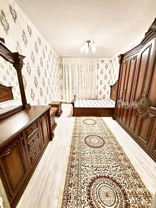 Ijaraga kvartira Qizlarga Beriladi Metro Mirzo Ulug'bek