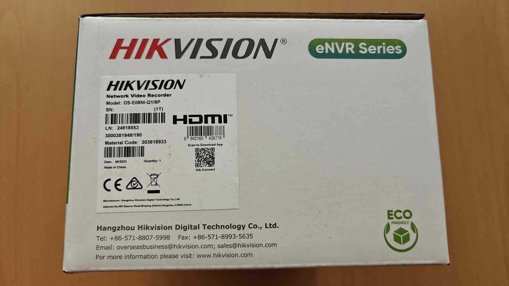 NVR Hikvision 8 porturi POE, SSD 1TB sigilat nou garantie