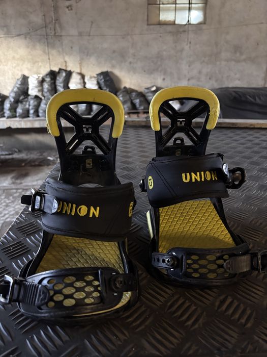 UNION Cadet - автомати за сноуборд (детски/юношески), добро състояние