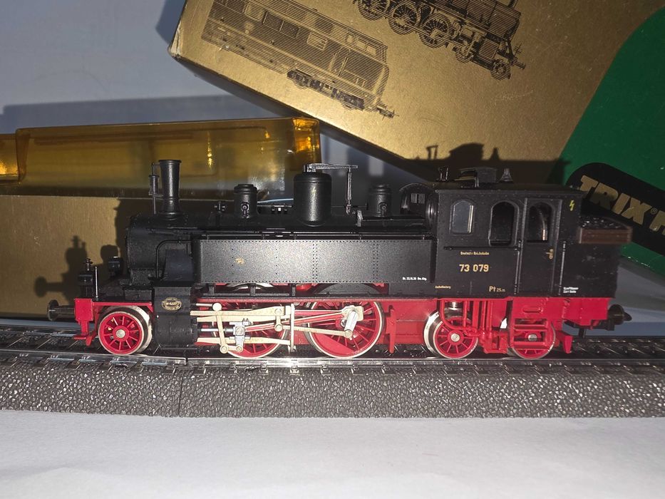 TRIX - Locomotiva cu aburi DC - BR 73 079 DR