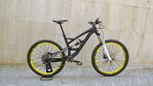 YT Capra CF Pro Race, 27.5 М, BOS Deville 170 ход, 1x 11 SRAM XO1