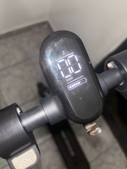 Vand trotineta Microgo