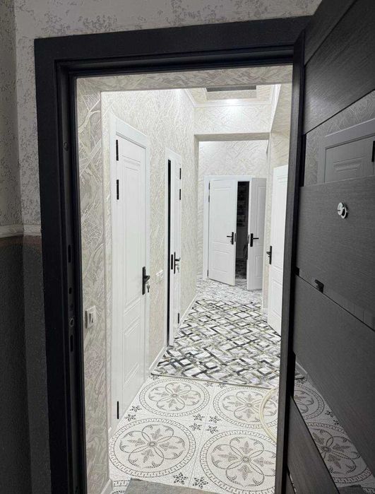 Сдается 3х комнатная квартира на 2 этаже в районе КРЫТЫЙ РЫНОК