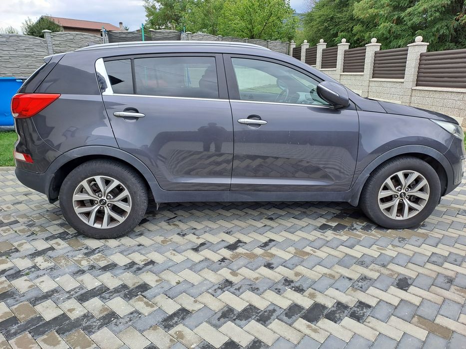Panoramic kia sportage 2010 2015