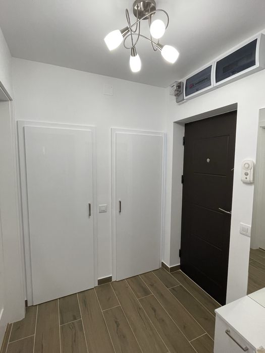 Vând apartament 2 camere Micro 1