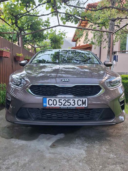 Kia Ceed 2019. Бензин 1.4 с газова уредба.