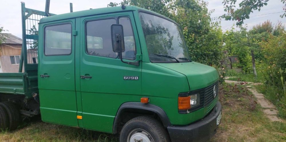 Mercedes Vario 609 basculabil