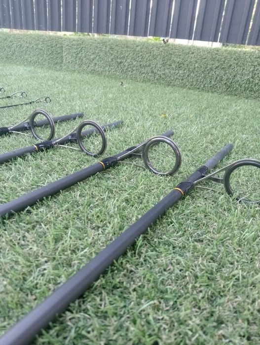 Set 4 lansete Legend Carp de 3.6m sau 3,9m