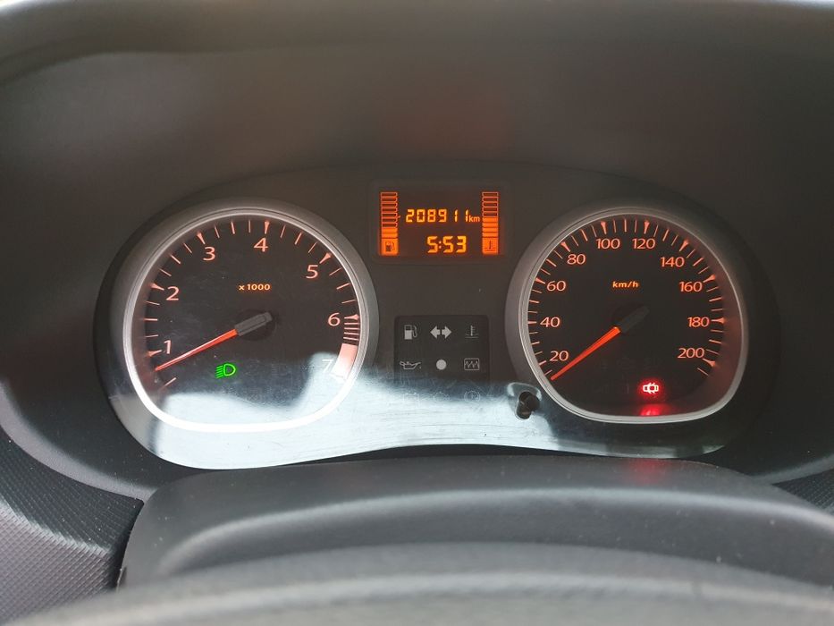 Vând Dacia Duster 2012GPL