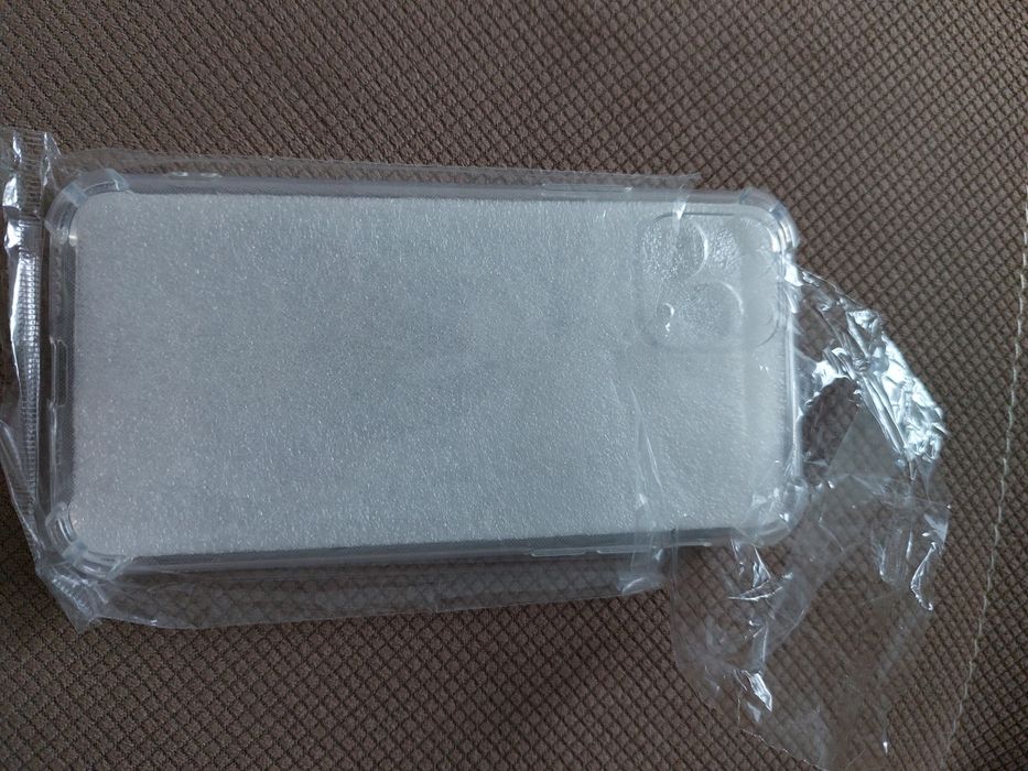 Продам Чехол на Iphone 11 Pro