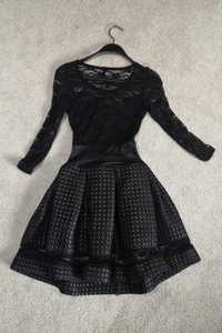 Черна стилна рокля