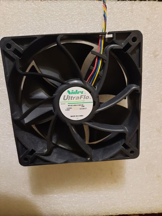 Вентилятор, Куллер для Асика..Nidec UltraFlo ,,12см.  1.65ампер.. Ориг
