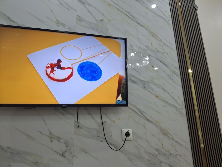 Тв зона б/у комплект