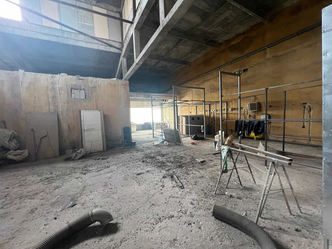 Продава се Промишлена сграда в Добрич, Център - 219 кв.м за 338 €/кв.м - Снимка #9